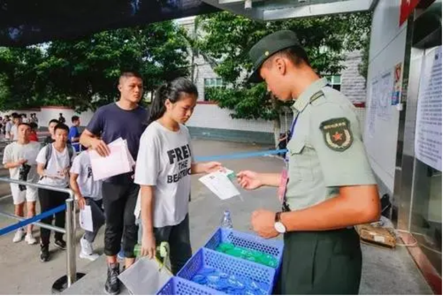 武警警官学院专业体检标准（报考军警校的体检要求有哪些？）